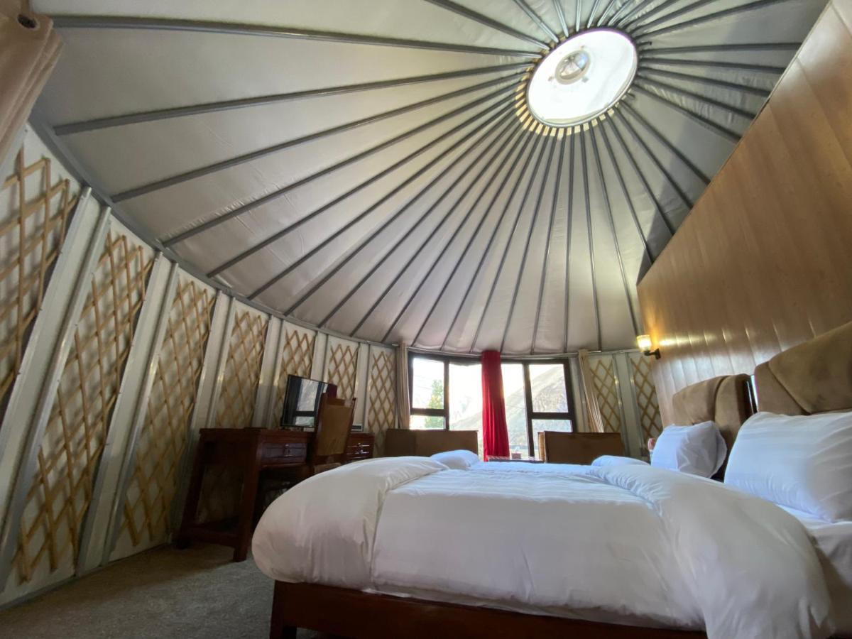 Apex Hotels And Resorts Hussaini Karimabad  Kültér fotó