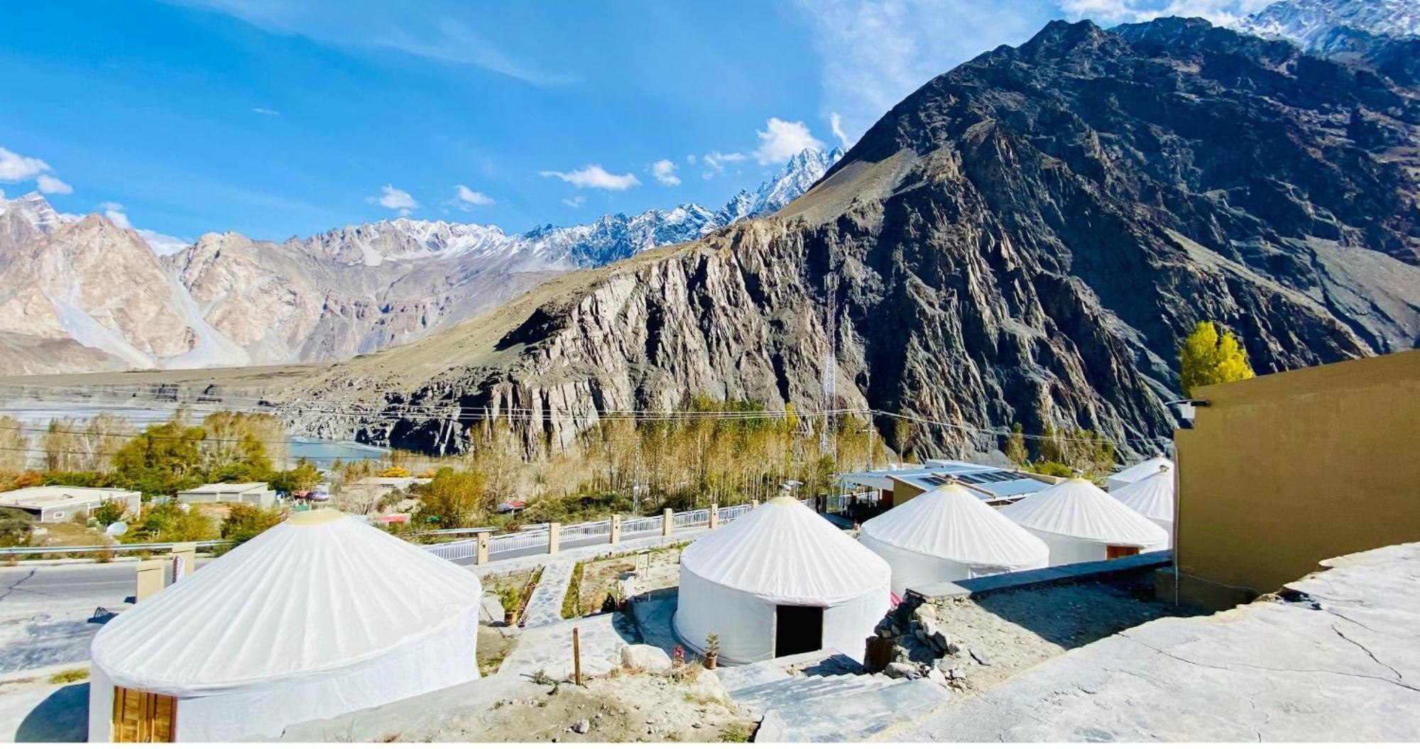 Apex Hotels And Resorts Hussaini Karimabad  Kültér fotó