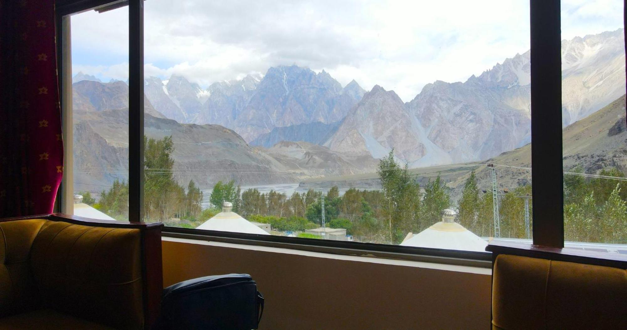 Apex Hotels And Resorts Hussaini Karimabad  Kültér fotó