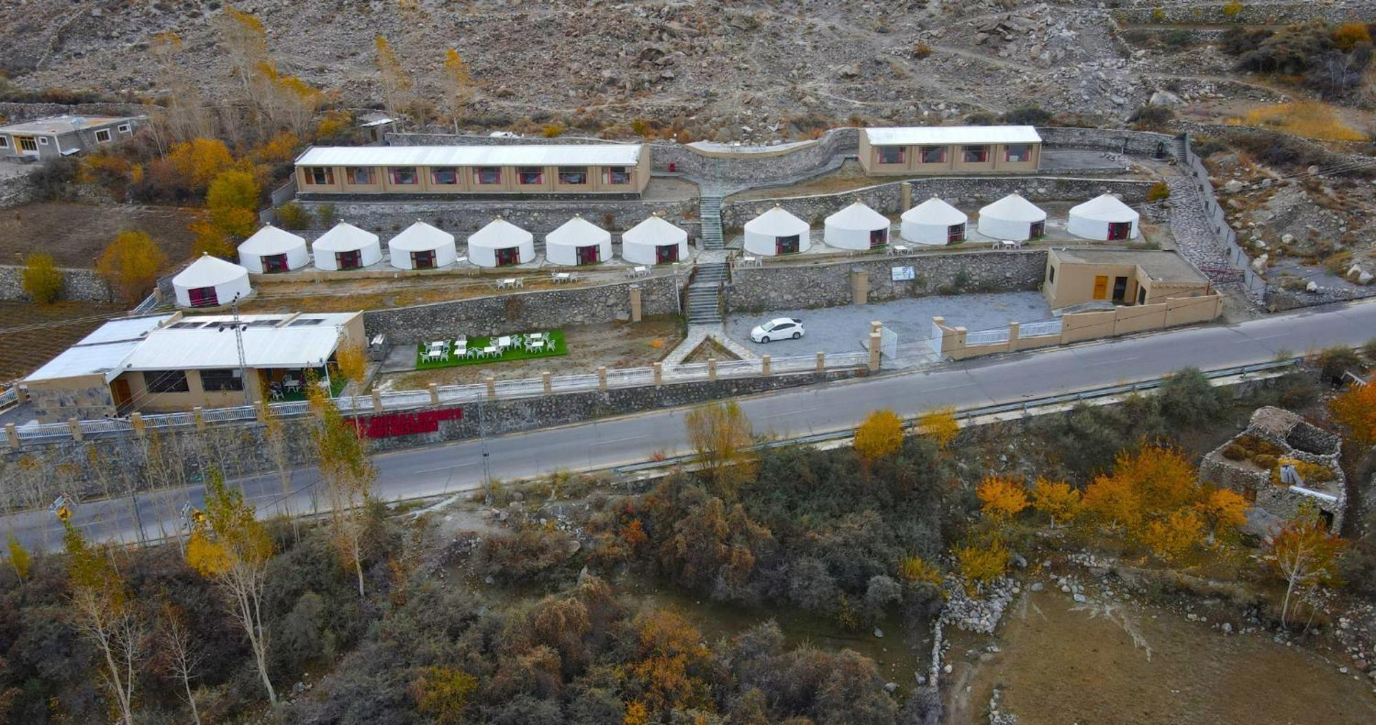 Apex Hotels And Resorts Hussaini Karimabad  Kültér fotó
