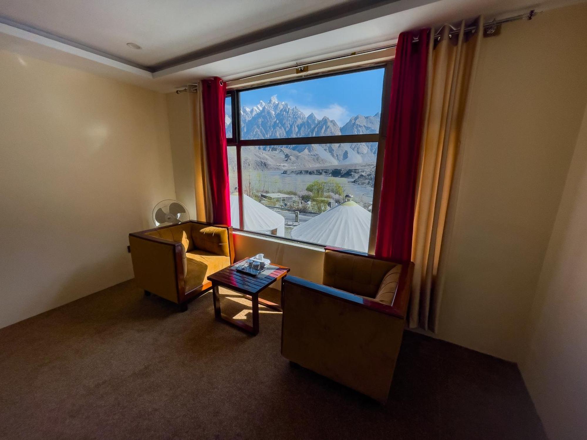 Apex Hotels And Resorts Hussaini Karimabad  Kültér fotó