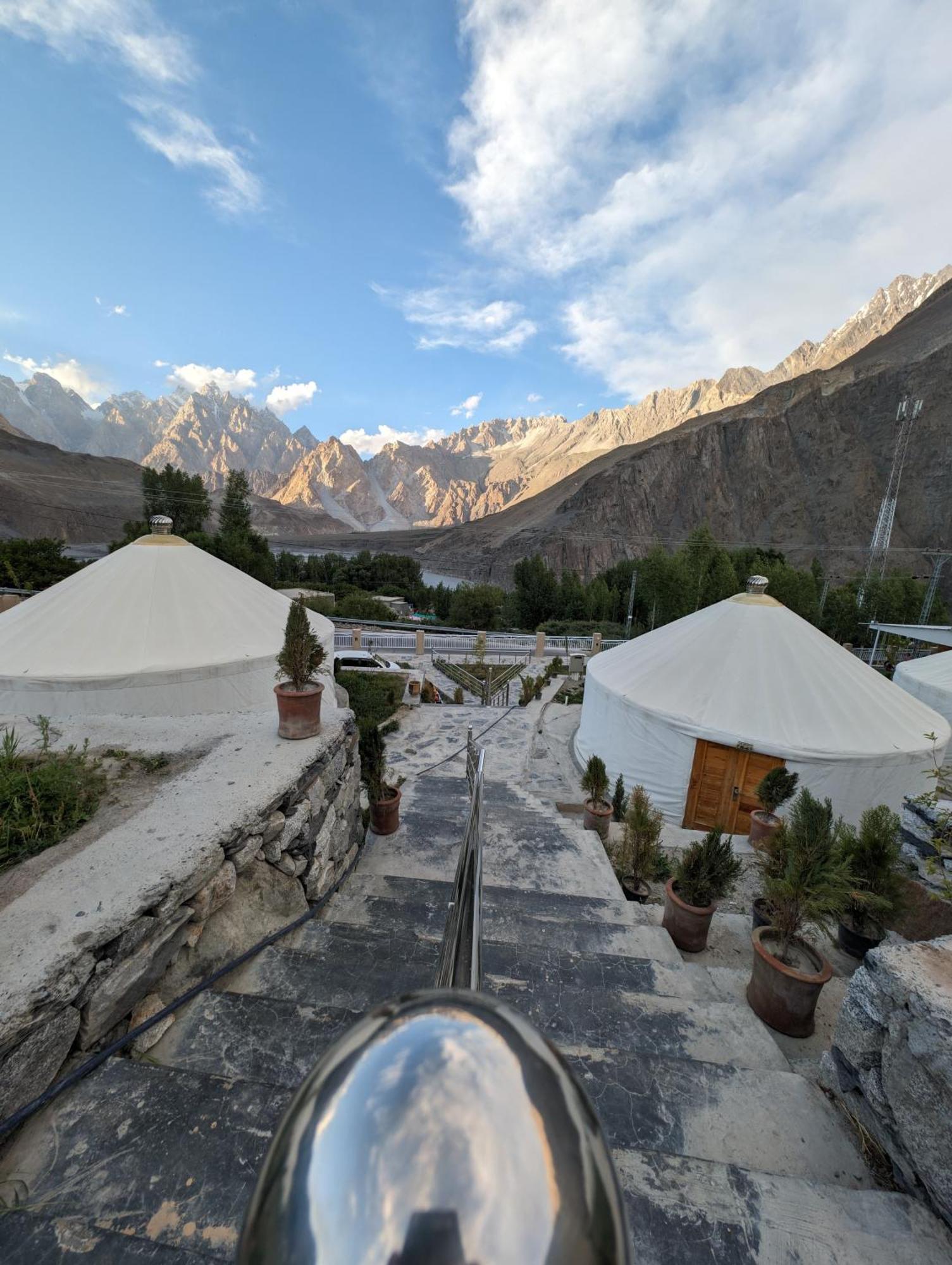 Apex Hotels And Resorts Hussaini Karimabad  Kültér fotó